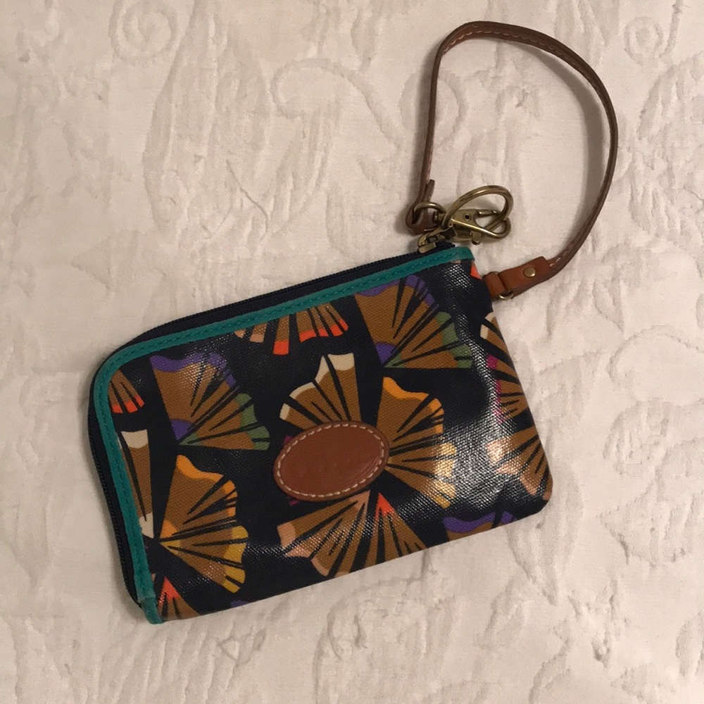 NWOT Fossil wristlet